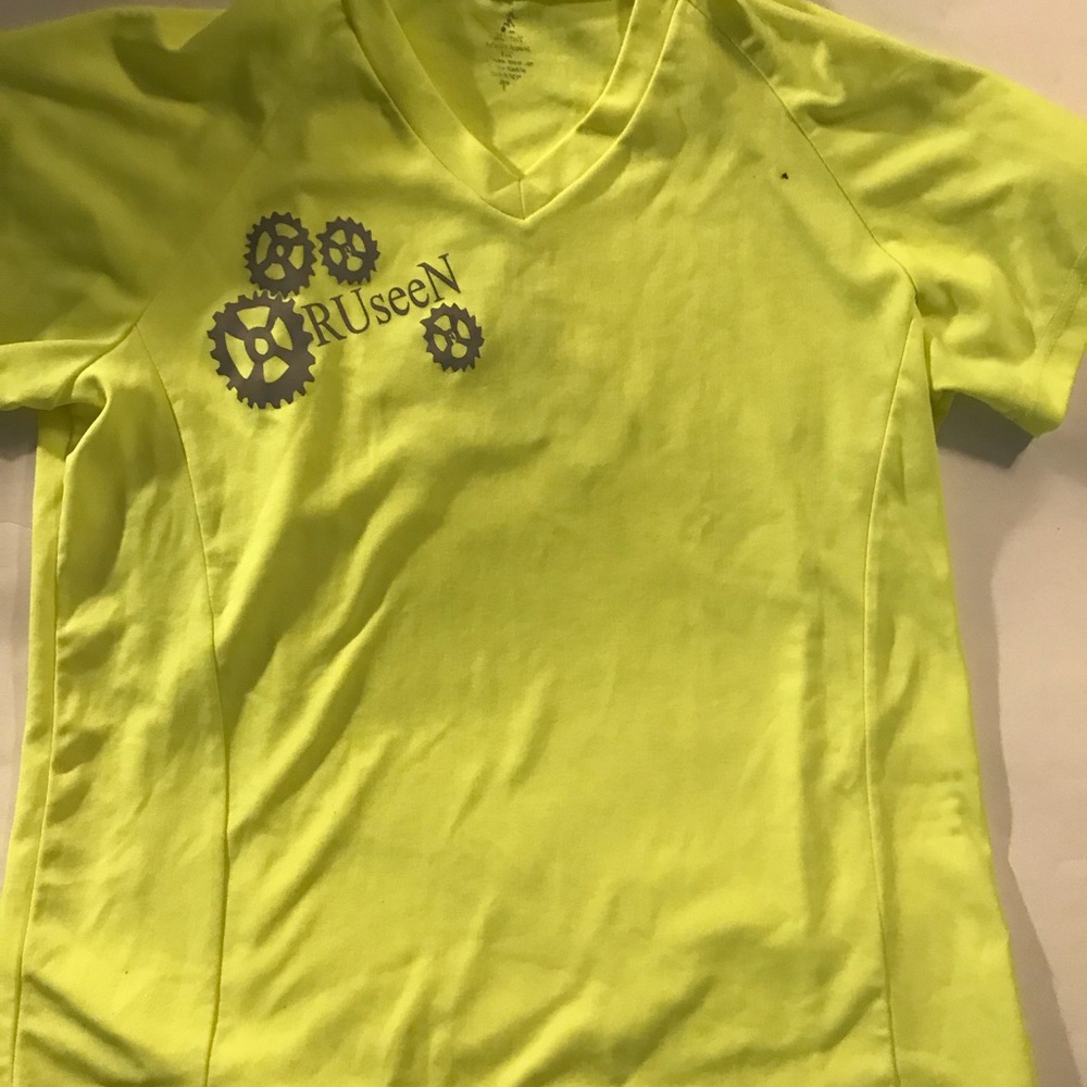 RUseeN Short Sleeve Size L Short Sleeve Shirt